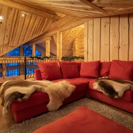 Aurorastone, Lapland, Finland Villa *