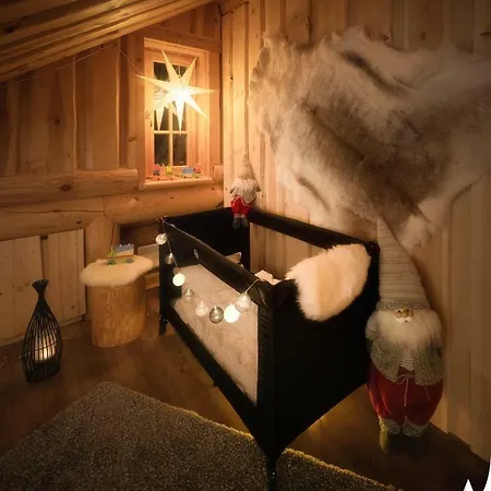Villa Aurorastone, Lapland, Finland Veskoniemi