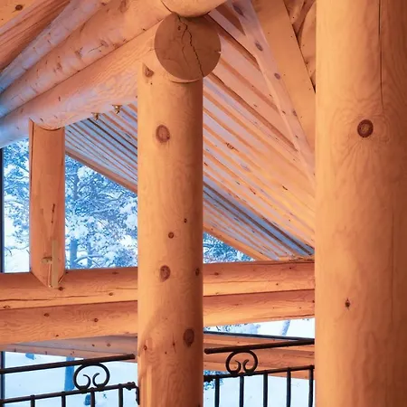 Villa Aurorastone, Lapland, Finland